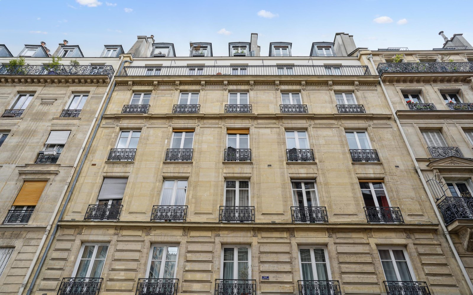 Opération Paris, Paris
